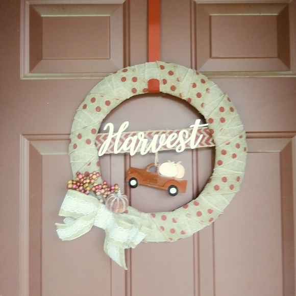 Handcrafted Fall burlap wreath - Picture 1 of 3